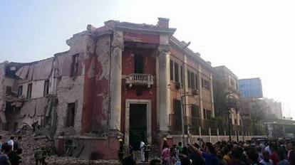 Il Cairo: bomba nei pressi del Consolato italiano- Un morto